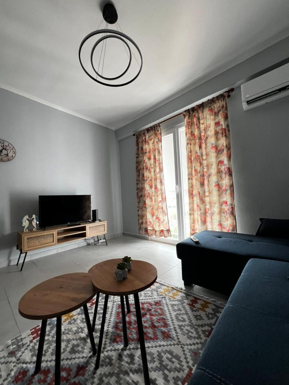 Apartment Night Star Tirana