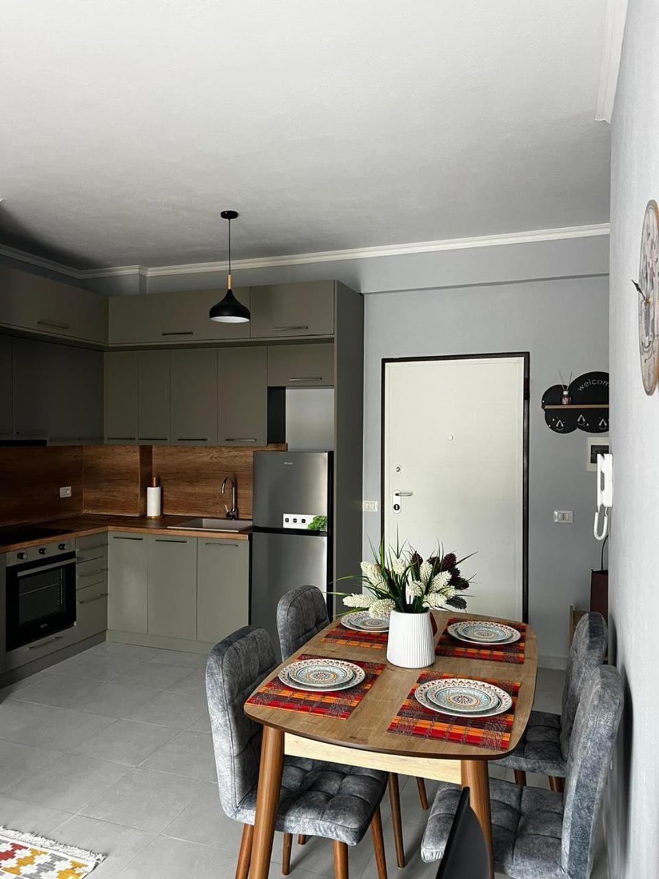 Night Star Apartment