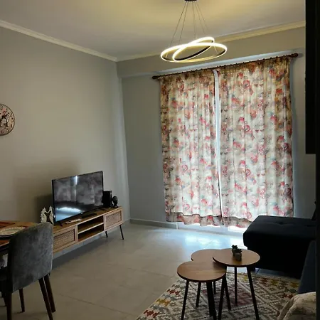 Night Star Apartment Tirana Exterior photo